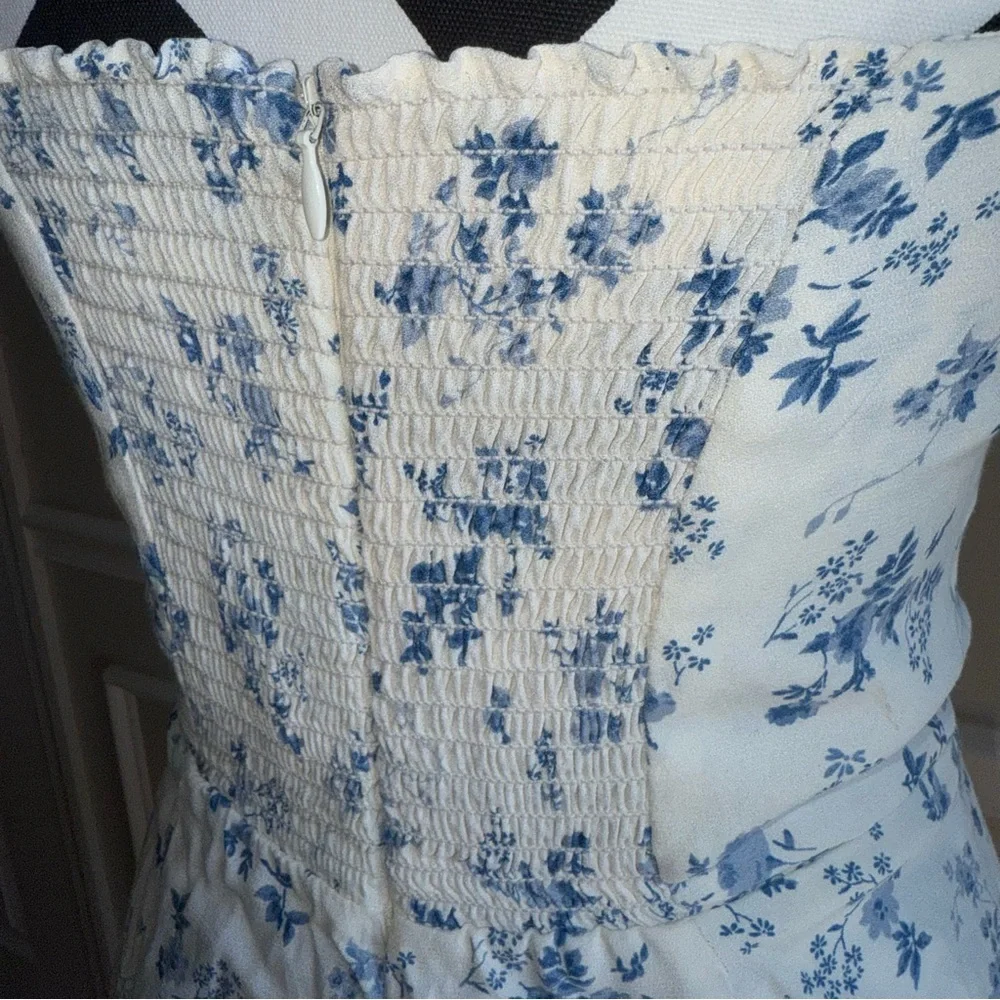 REFORMATION Pacey Dress Blue Floral Mini Dress Short Sleeve size 2 - Picture 7 of 10